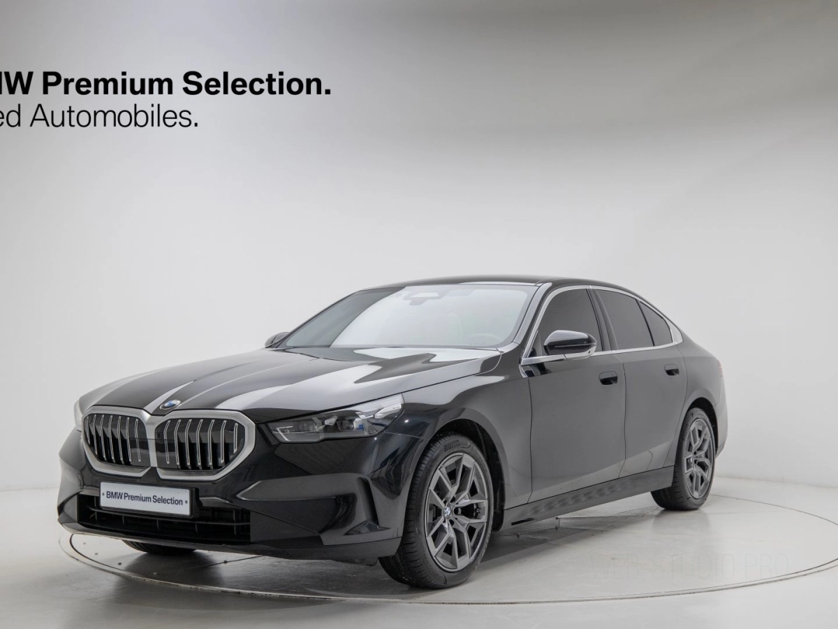 BMW 5-SERIES G60 2025