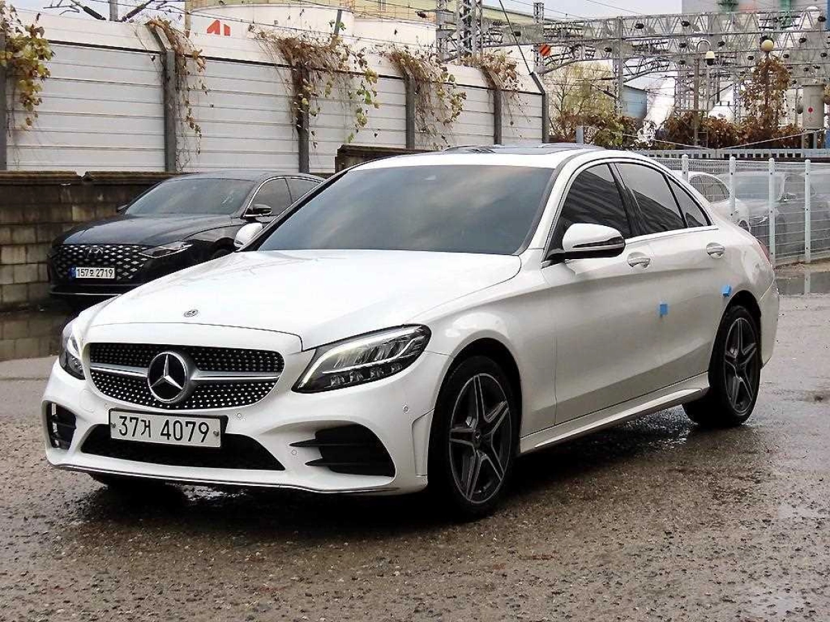 MERCEDES BENZ C-CLASS W205  2019