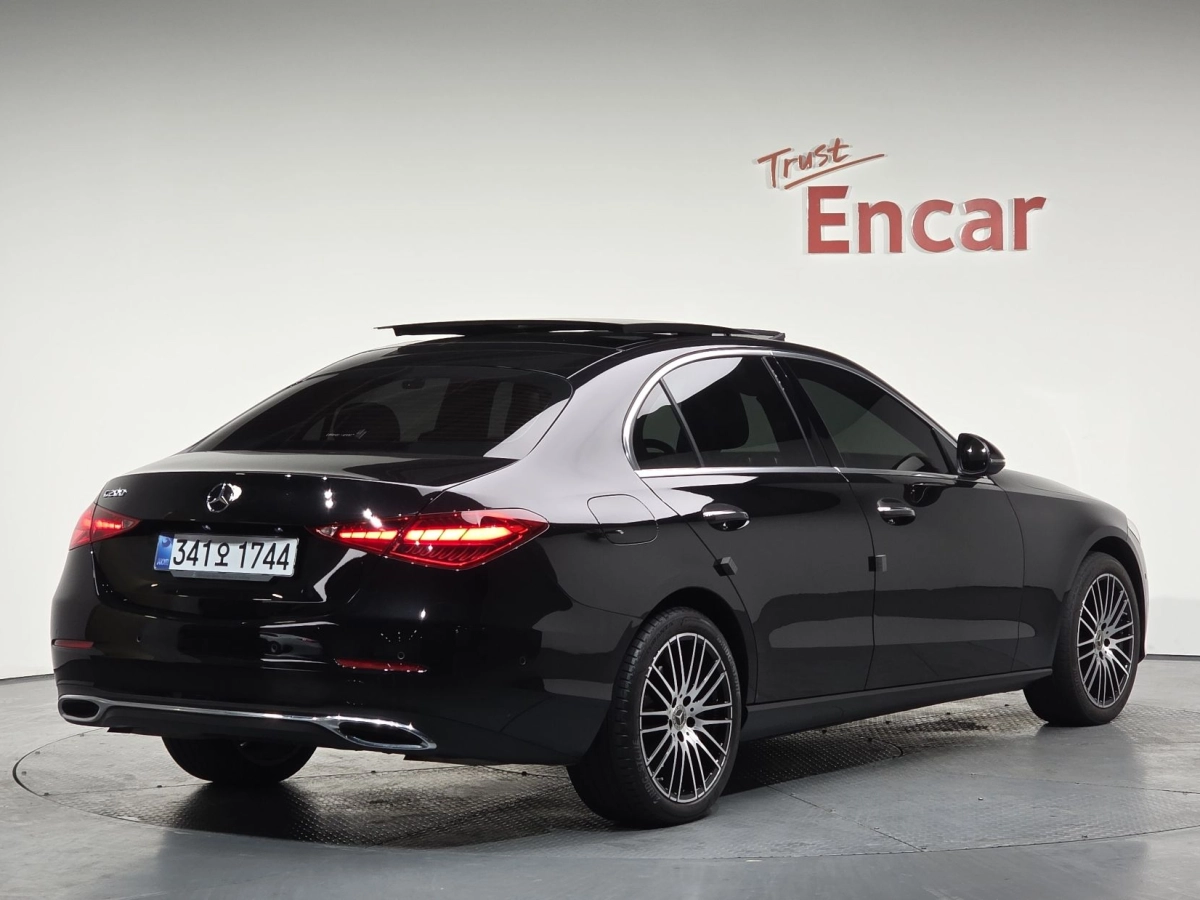 MERCEDES BENZ C-CLASS W205  2022