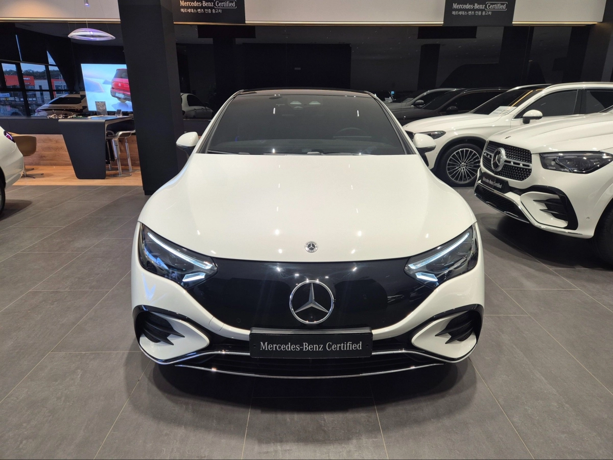 MERCEDES BENZ EQE V295