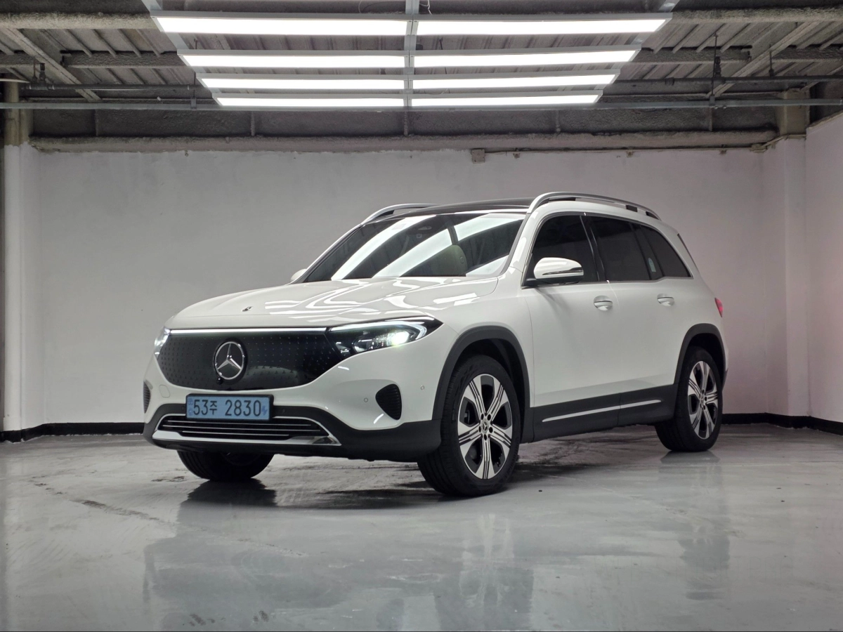 MERCEDES BENZ EQB X243