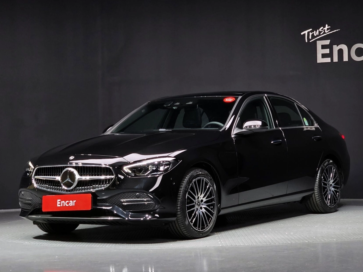 MERCEDES BENZ C-CLASS W206  2025