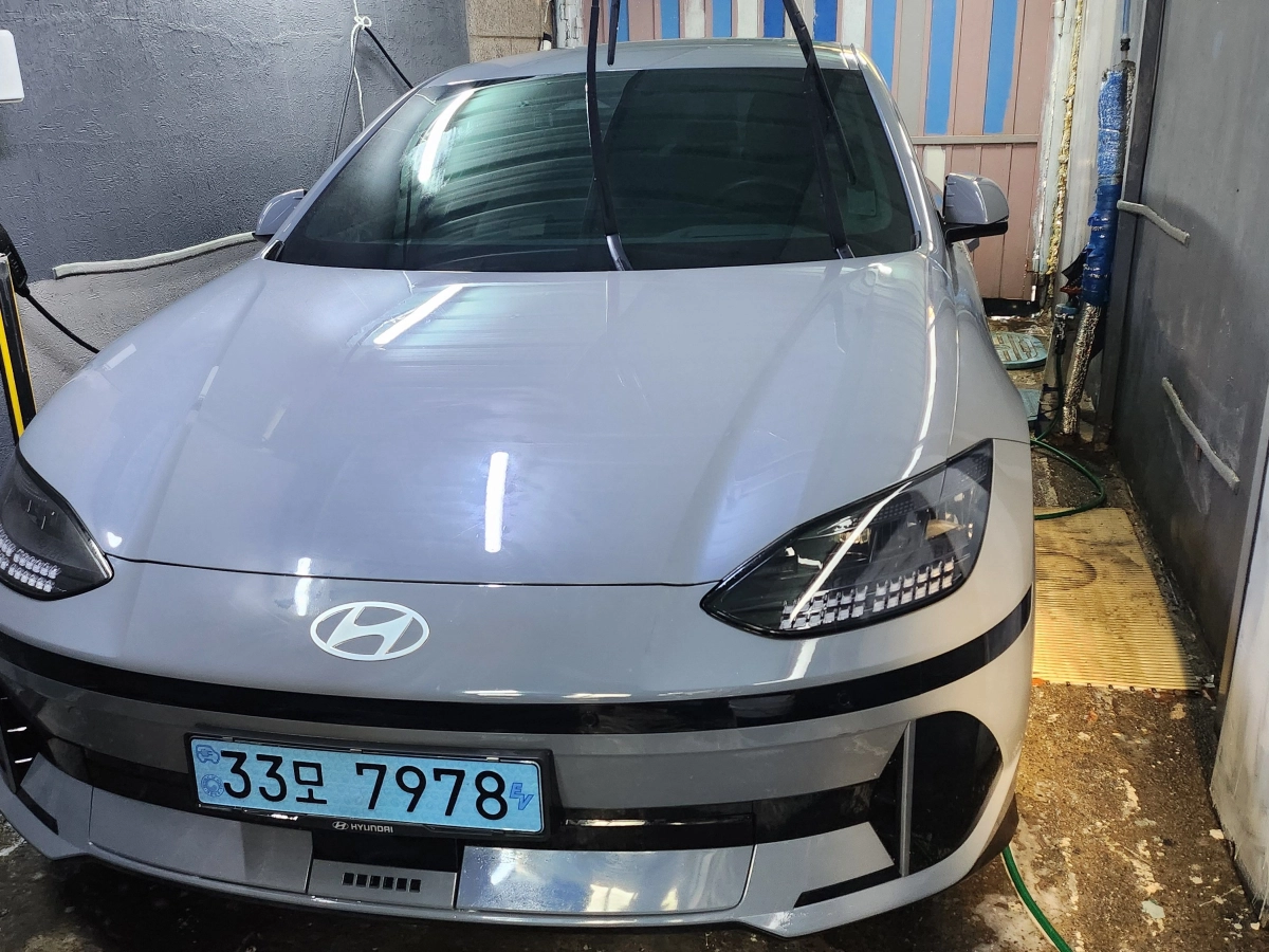 HYUNDAI IONIQ6
