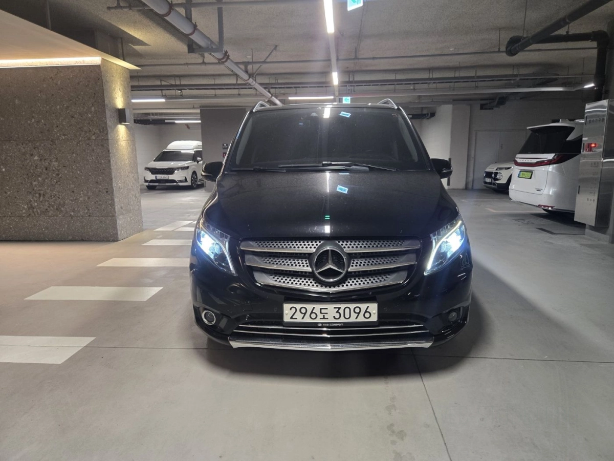 MERCEDES BENZ V-CLASS  2019