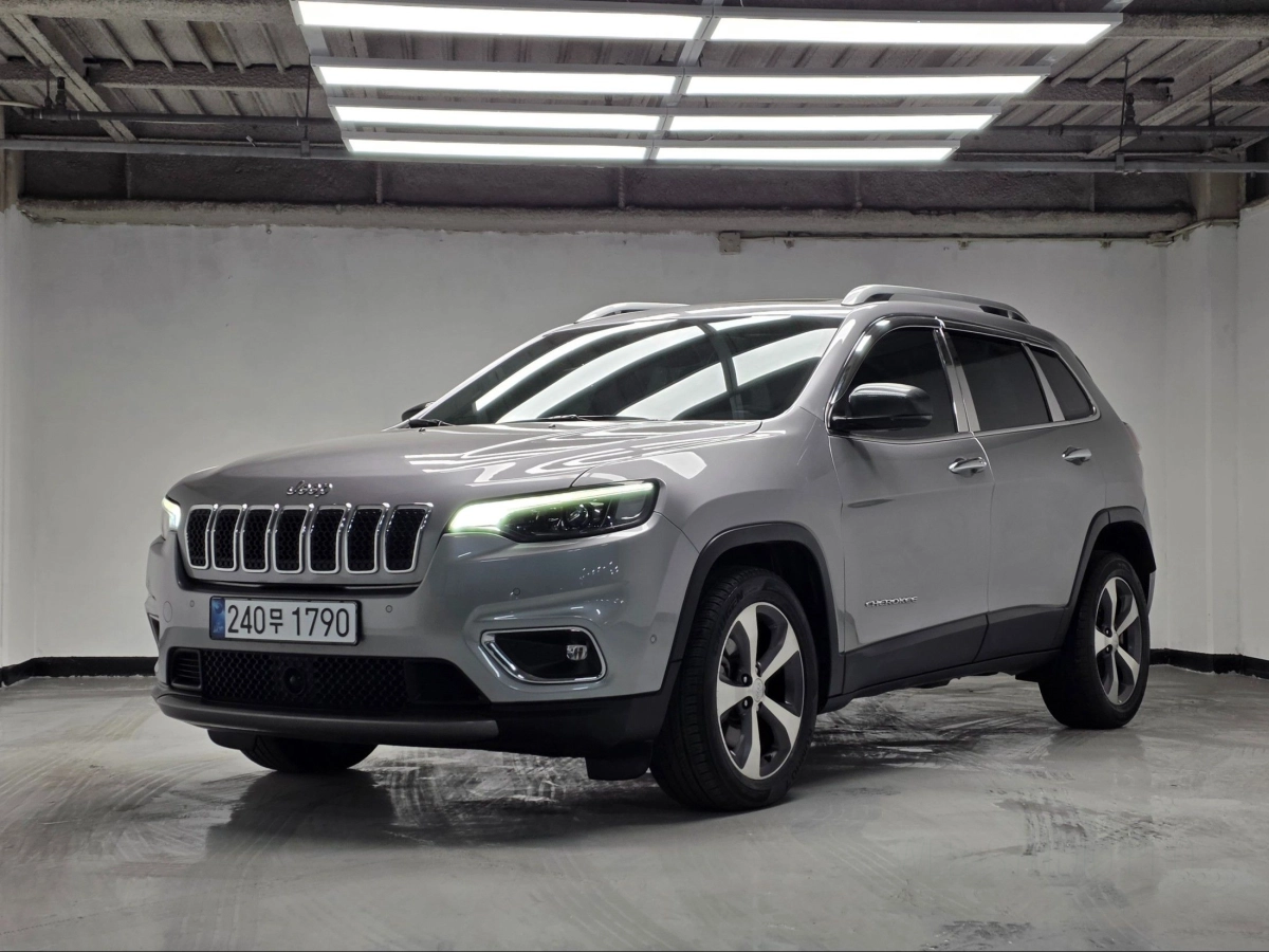 JEEP CHEROKEE KL  2021