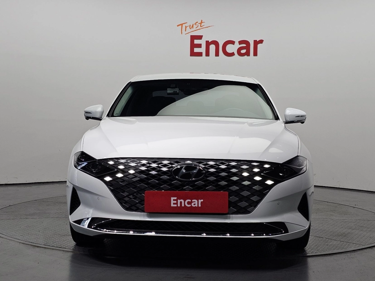 HYUNDAI GRANDEUR IG HYBRID