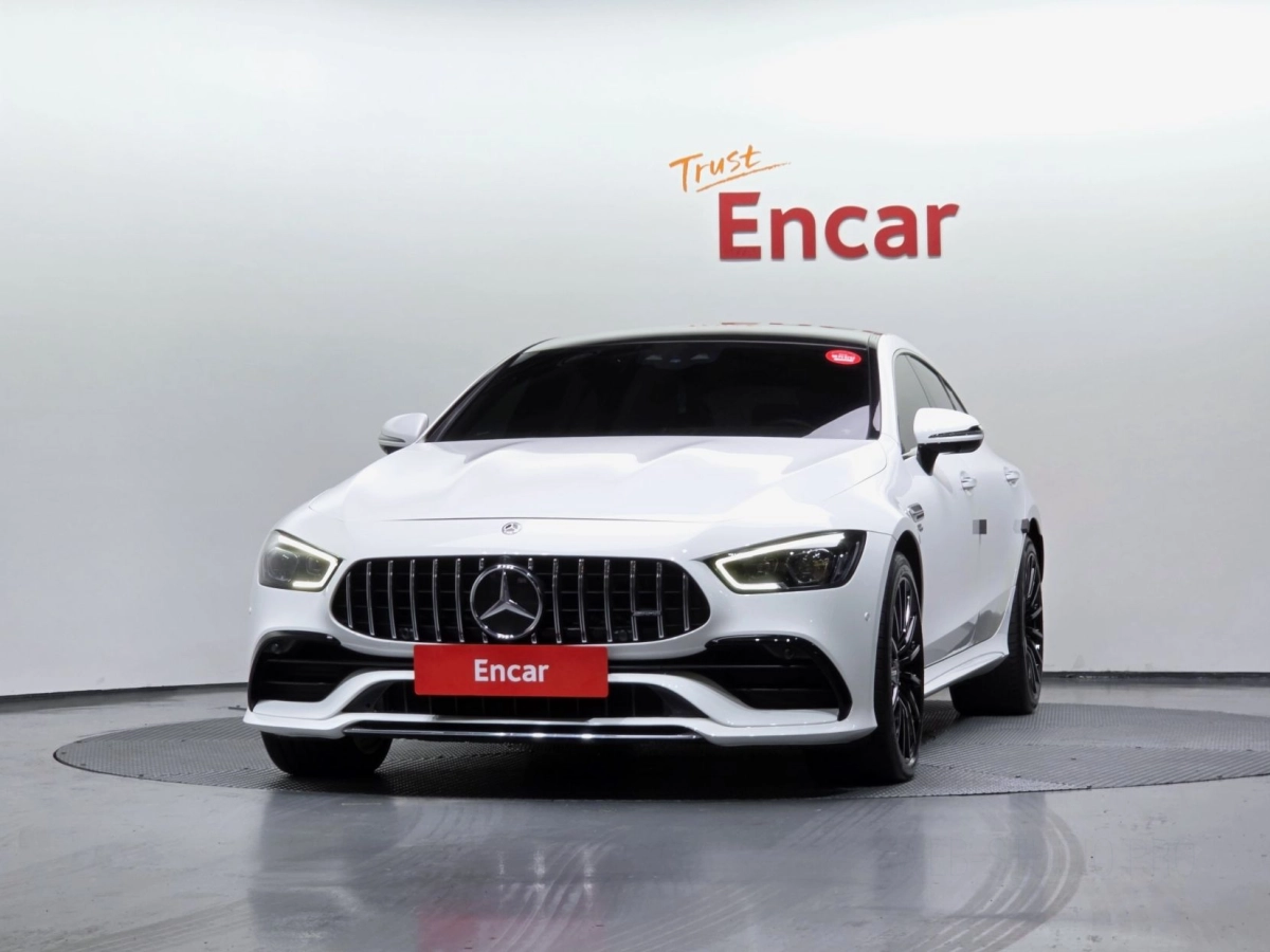 MERCEDES BENZ AMG GT