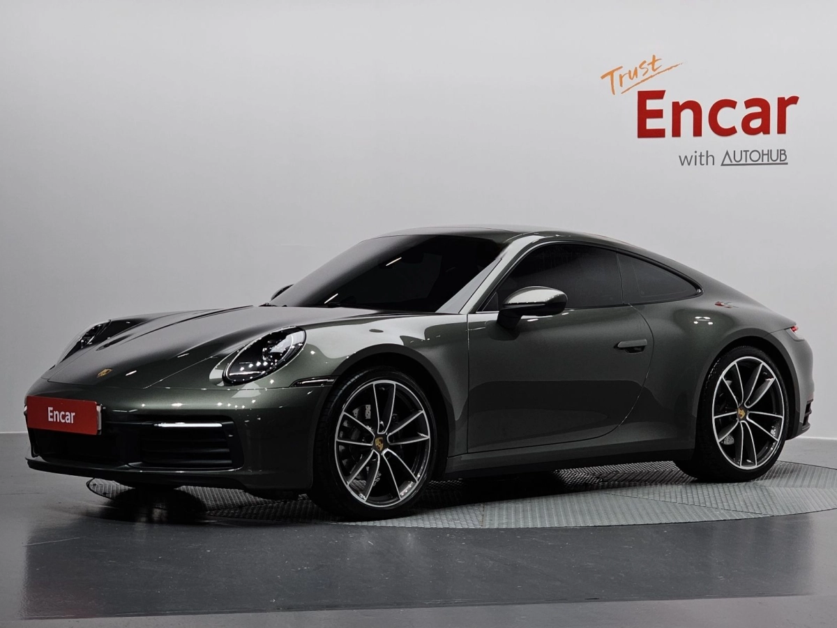 PORSCHE 911 992  2021