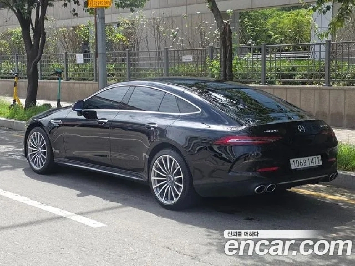 MERCEDES BENZ AMG GT