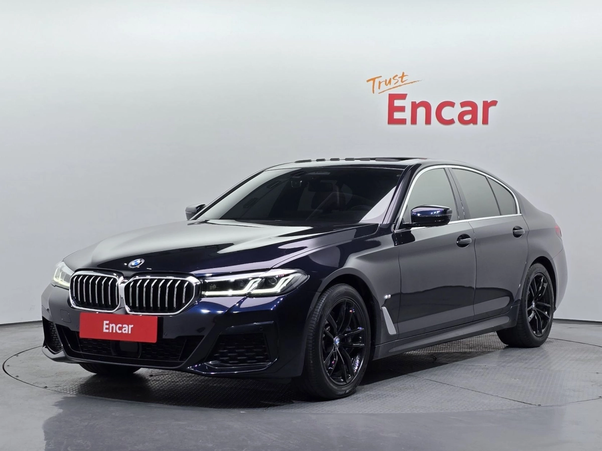 BMW 5-SERIES G30 2022