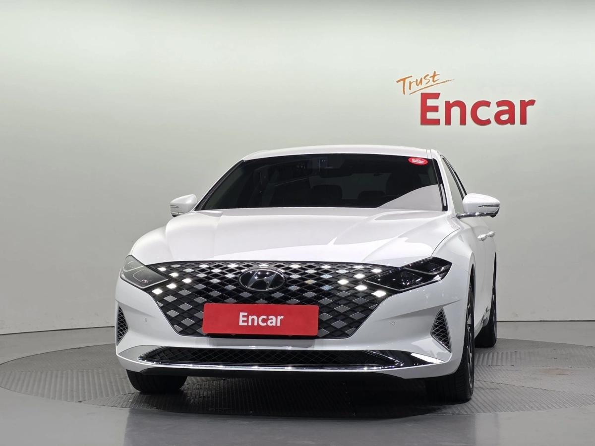 HYUNDAI GRANDEUR IG HYBRID