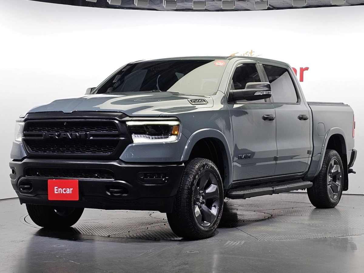 DODGE RAM PICK UP  2021