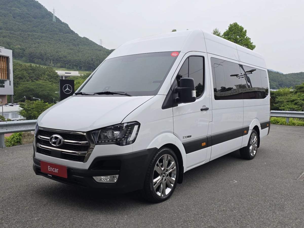 HYUNDAI SOLATI  2023