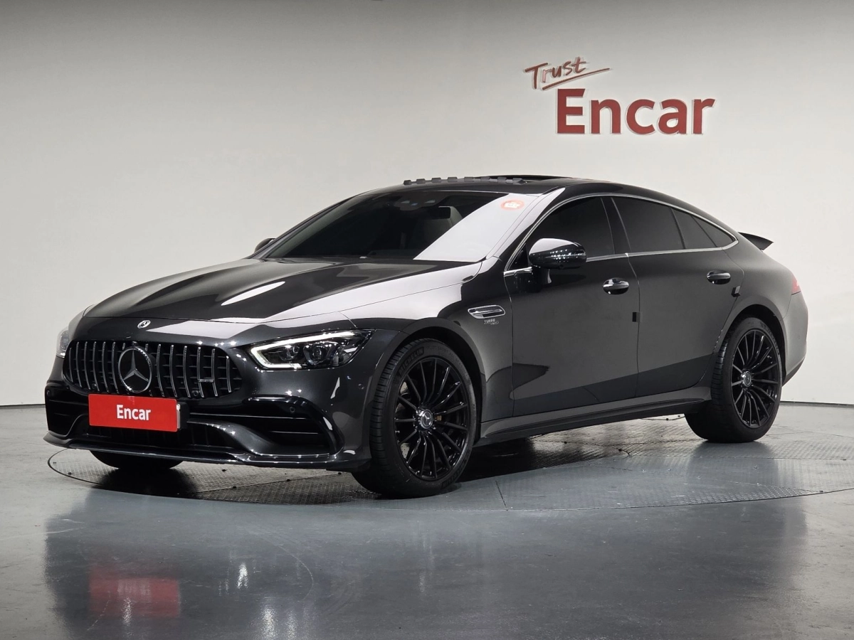 MERCEDES BENZ AMG GT