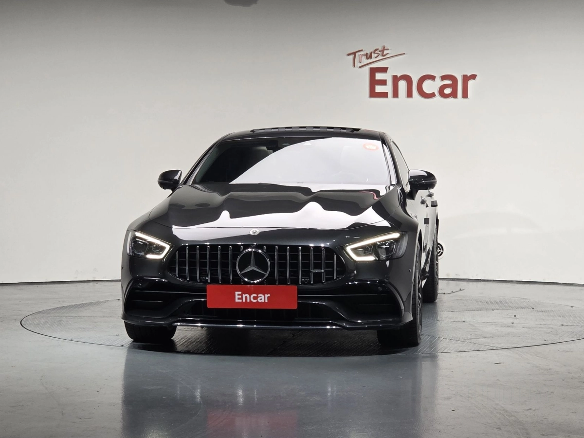 MERCEDES BENZ AMG GT