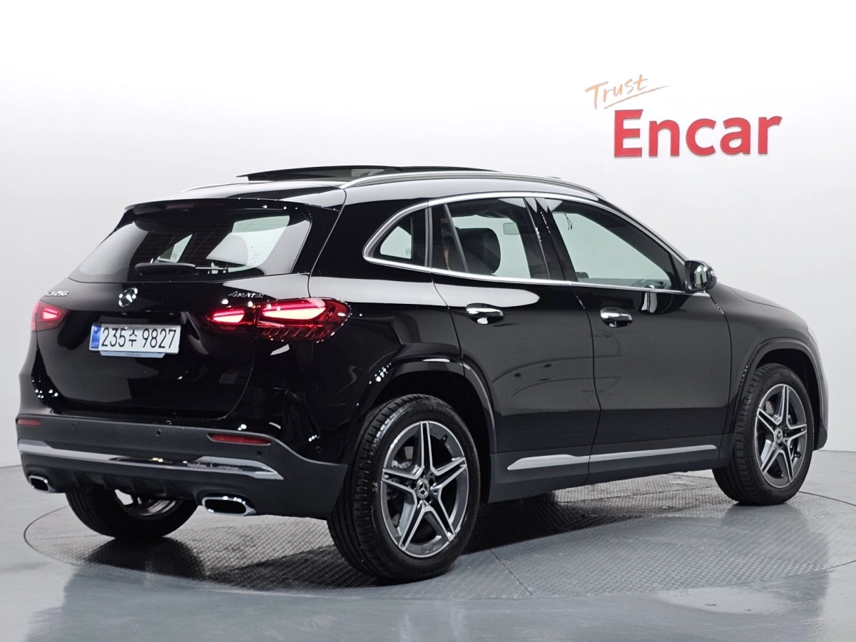 MERCEDES BENZ GLA-CLASS H247