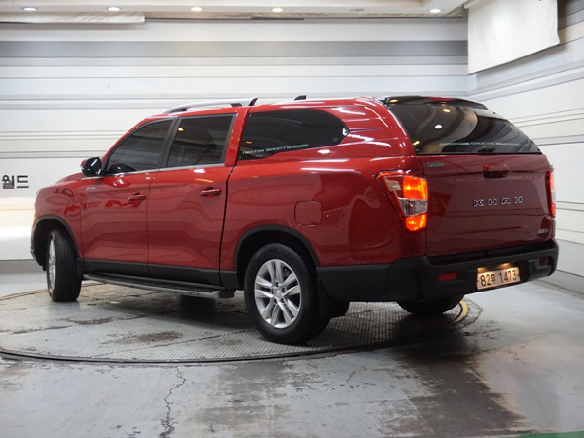 SSANGYONG REXTON SPORTS CAR