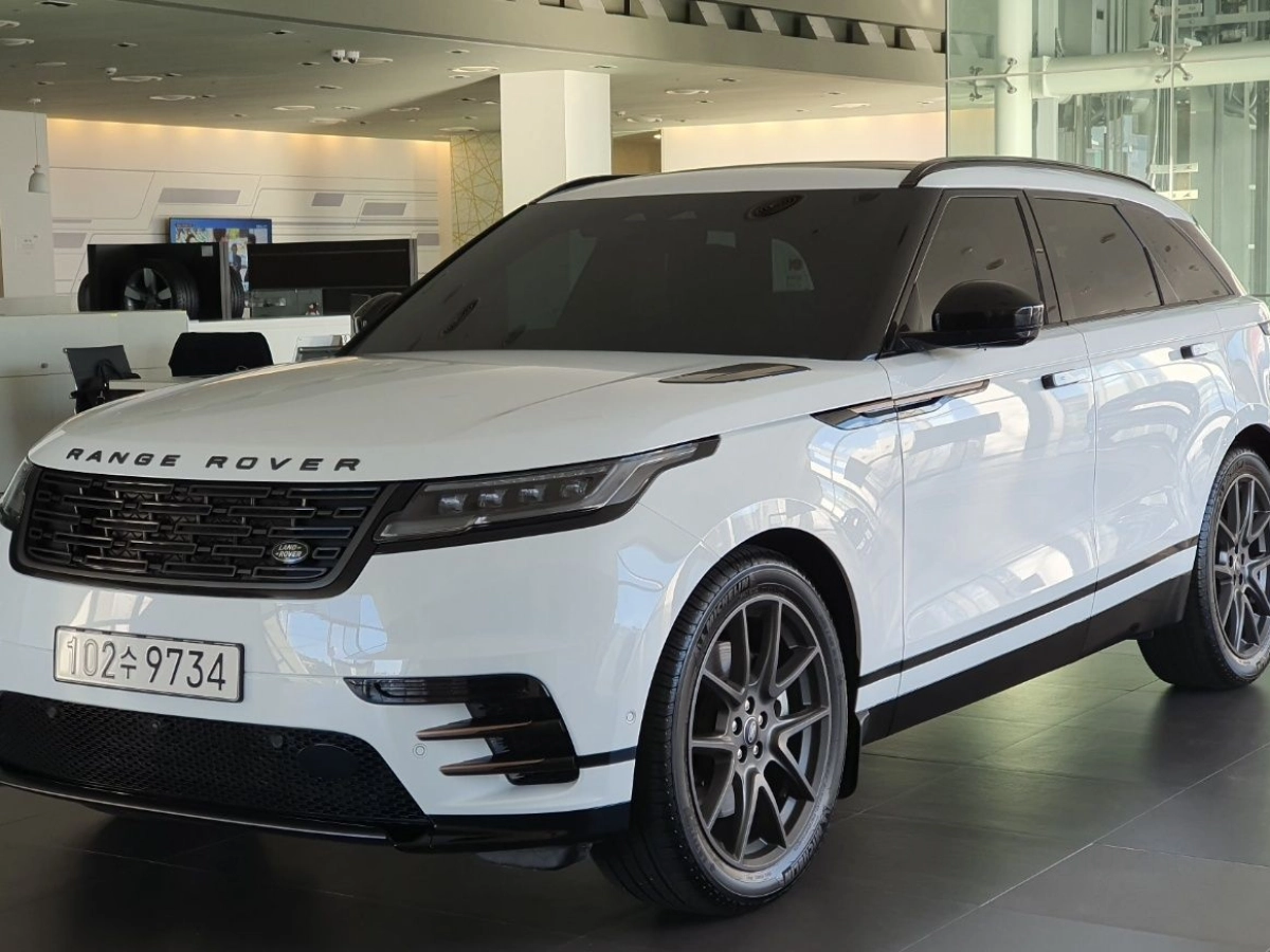 LAND ROVER RANGE ROVER VELAR  2024