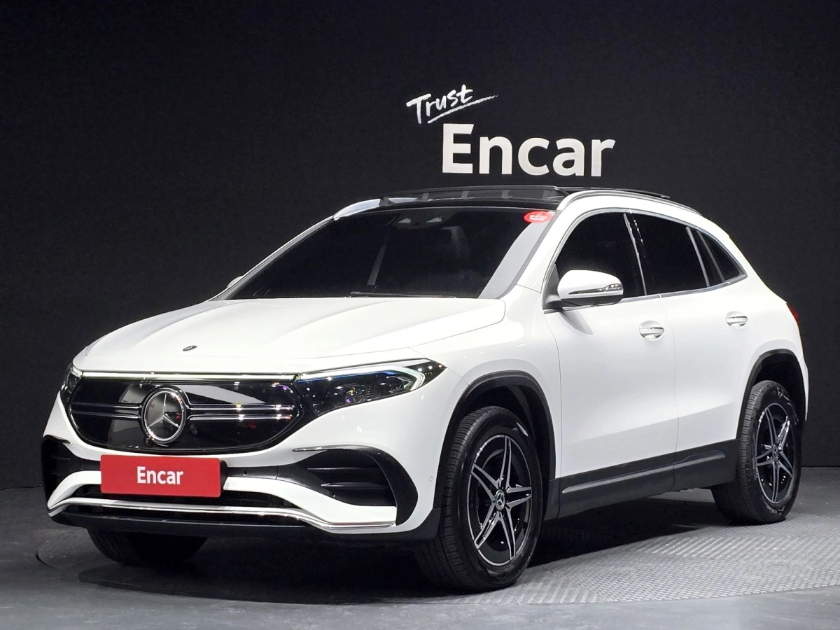 MERCEDES BENZ EQA H243