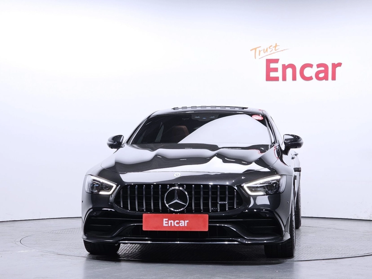 MERCEDES BENZ AMG GT