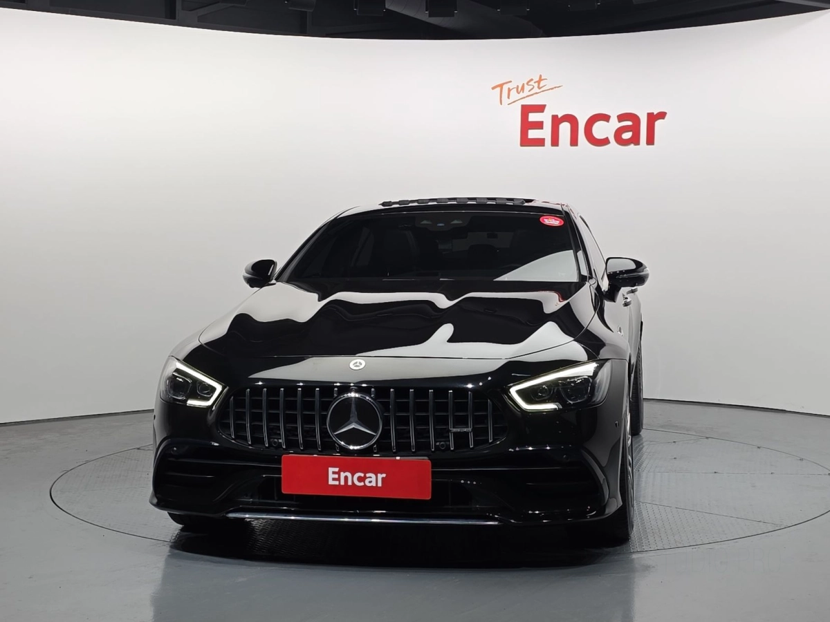 MERCEDES BENZ AMG GT