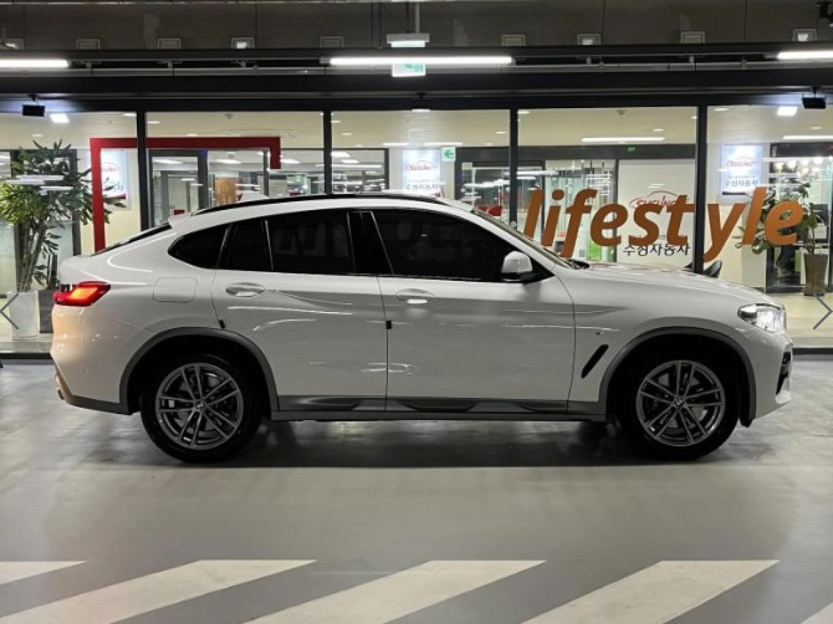 BMW X4 G02