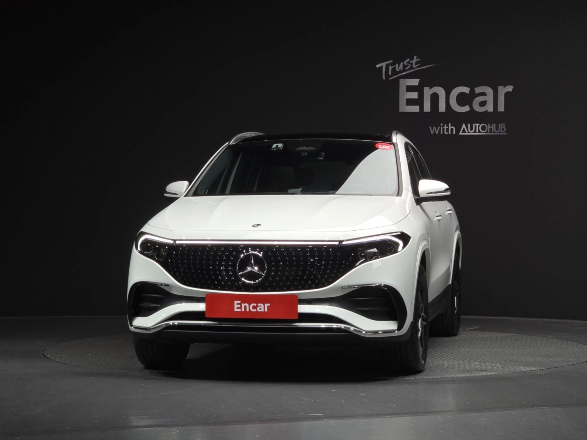 MERCEDES BENZ EQA H243