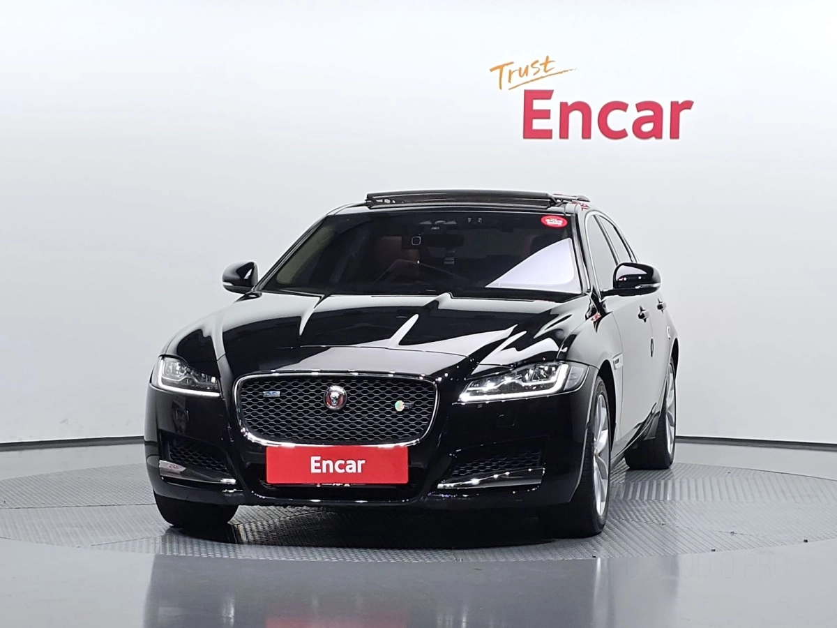 JAGUAR XF X260