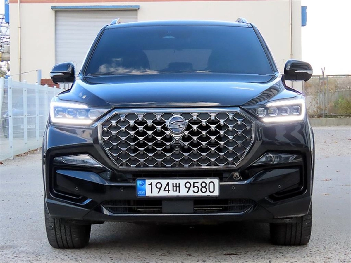 SSANGYONG REXTON