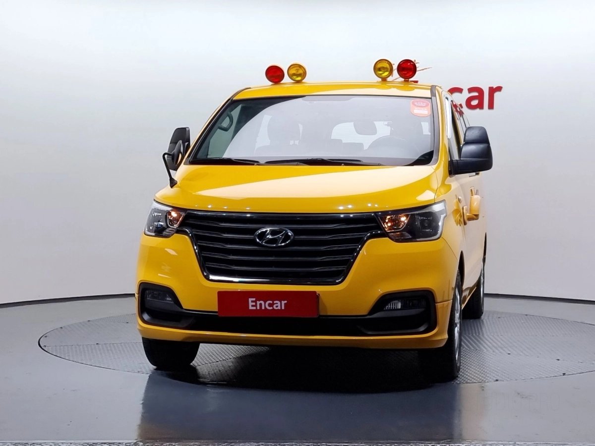 HYUNDAI STAREX GRAND