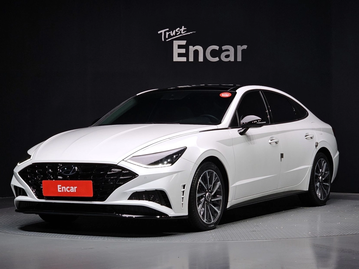 HYUNDAI SONATA DN8  2019