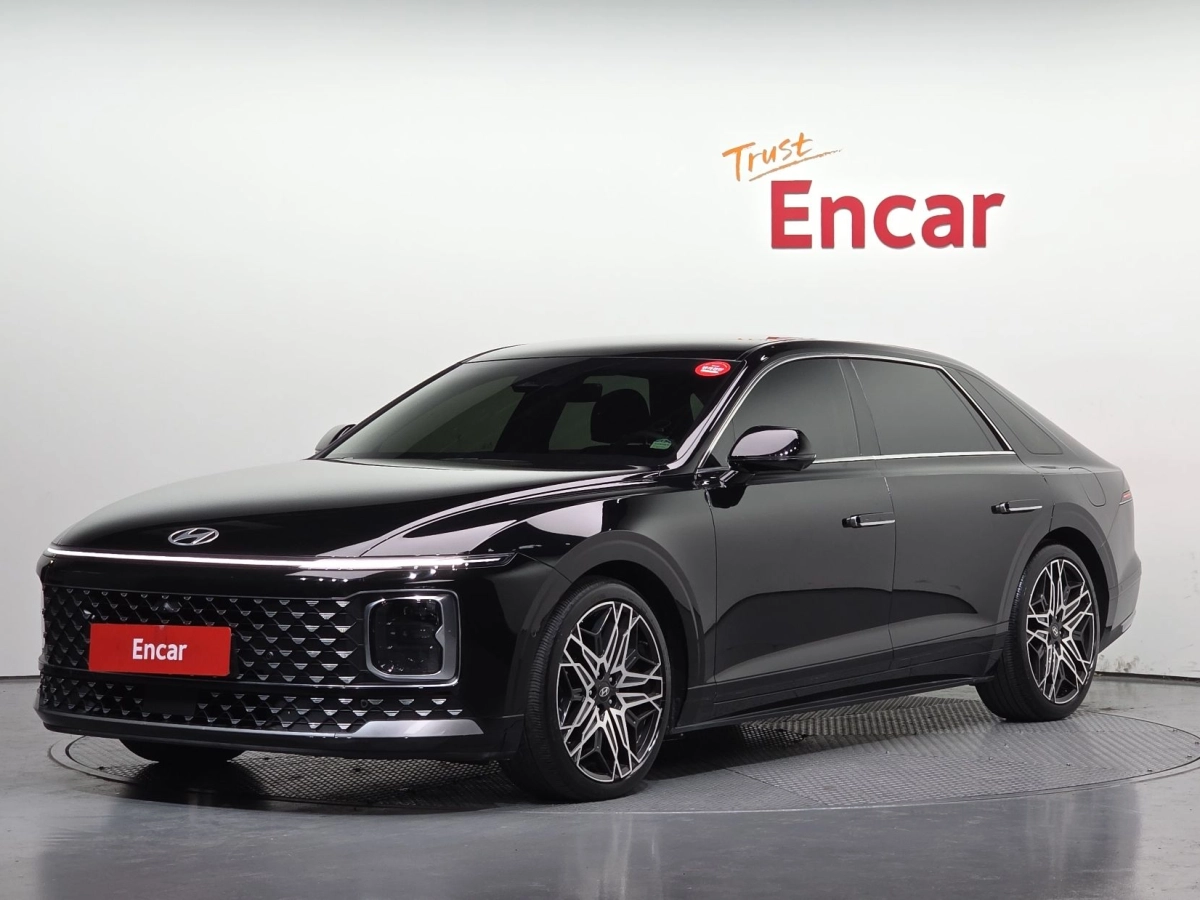 HYUNDAI GRANDEUR HYBRID GN7 2023