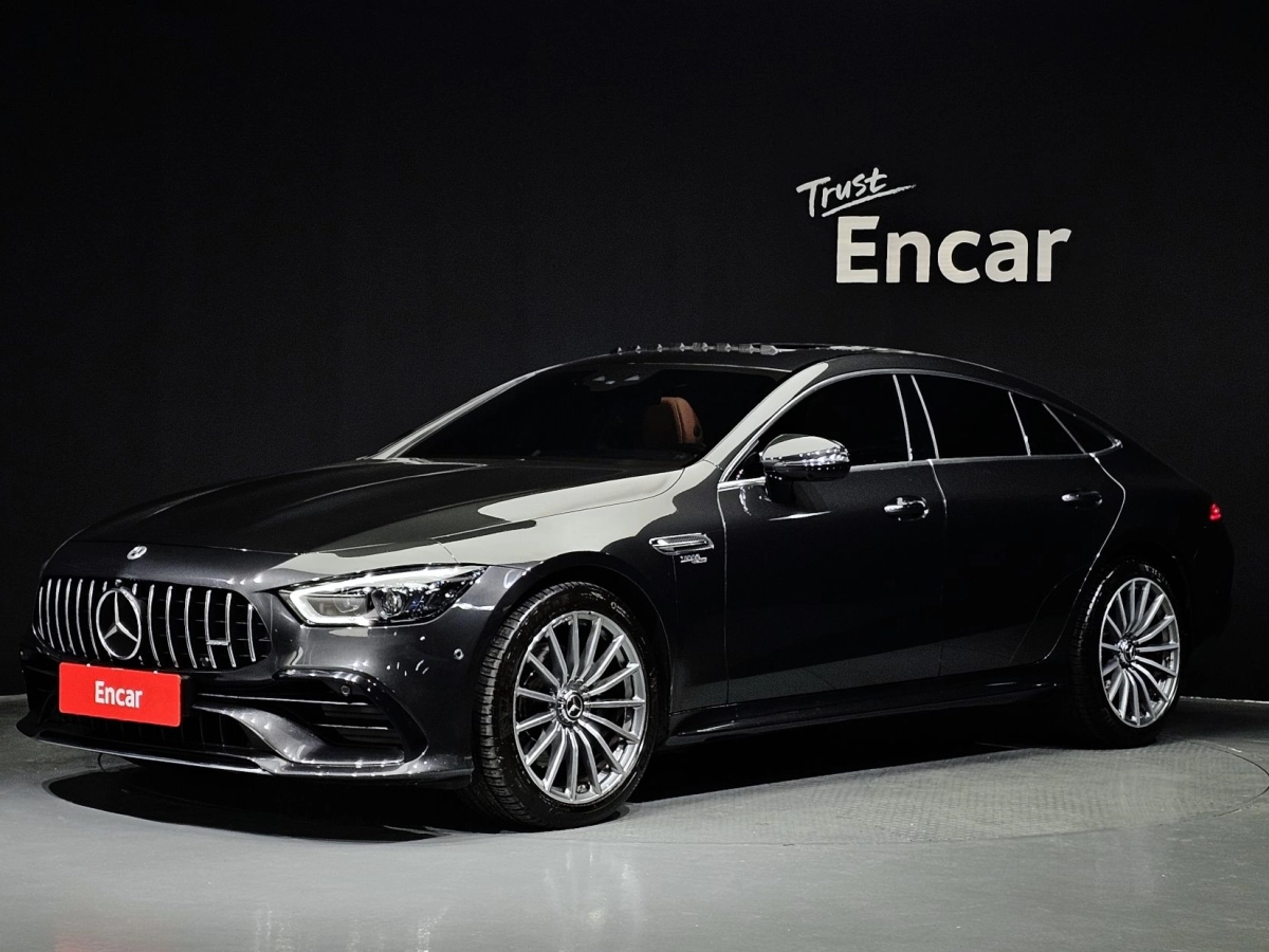 MERCEDES BENZ AMG GT