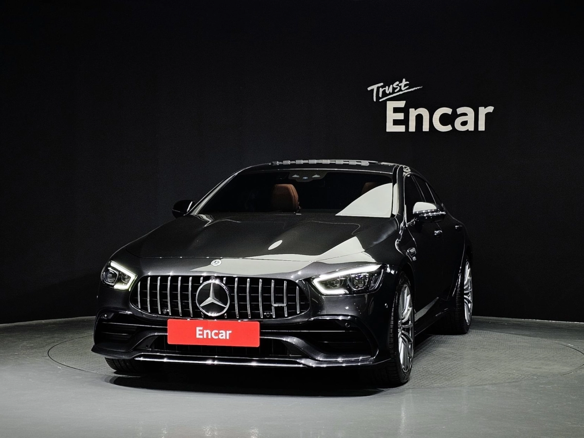 MERCEDES BENZ AMG GT