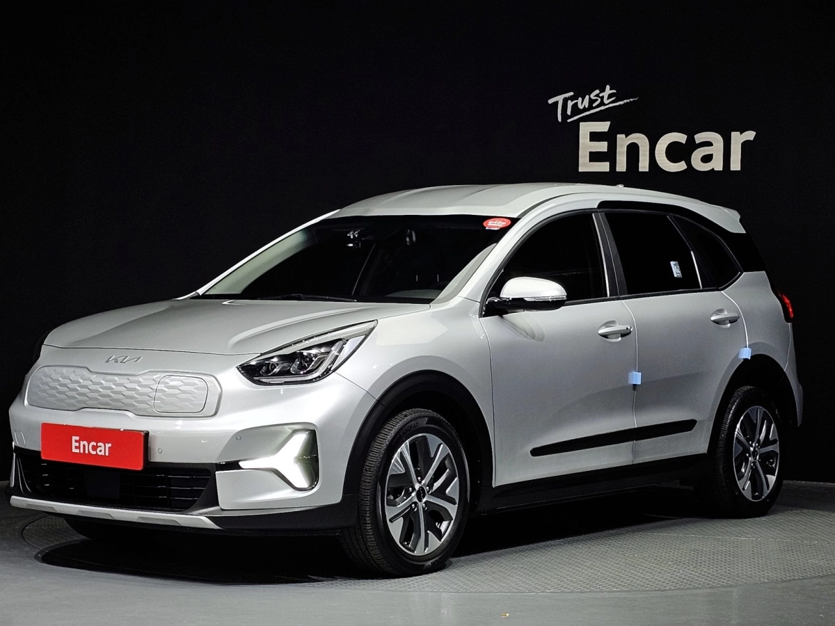 KIA NIRO PLUS