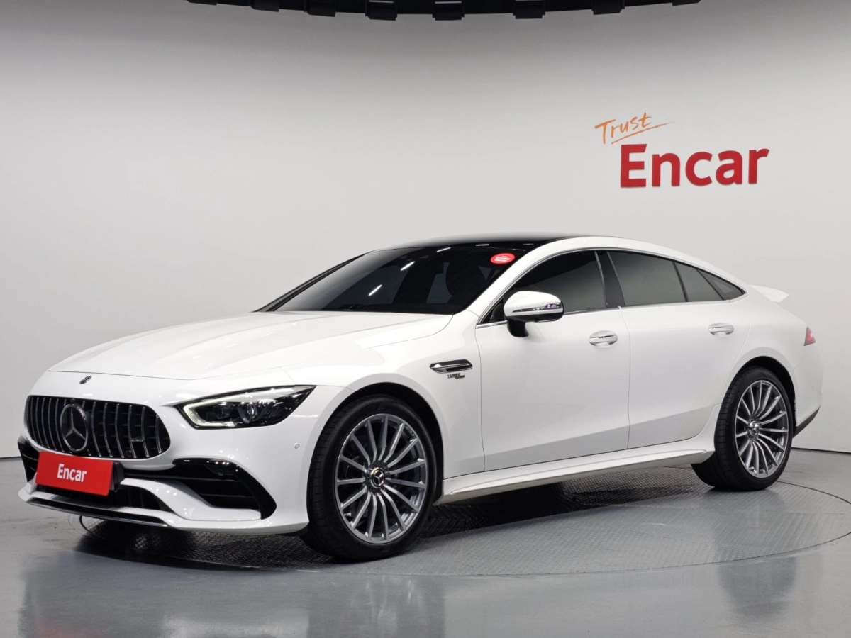 MERCEDES BENZ AMG GT