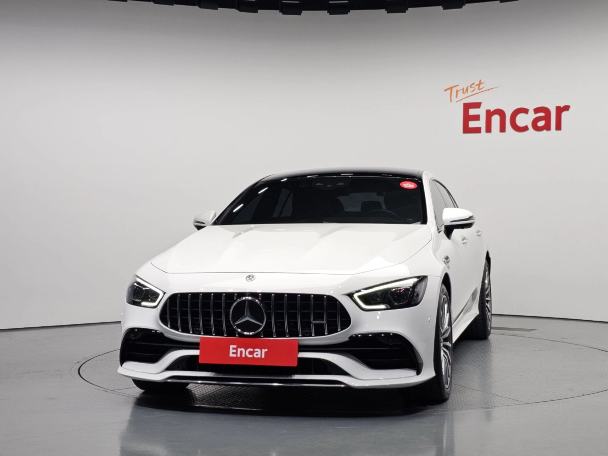 MERCEDES BENZ AMG GT