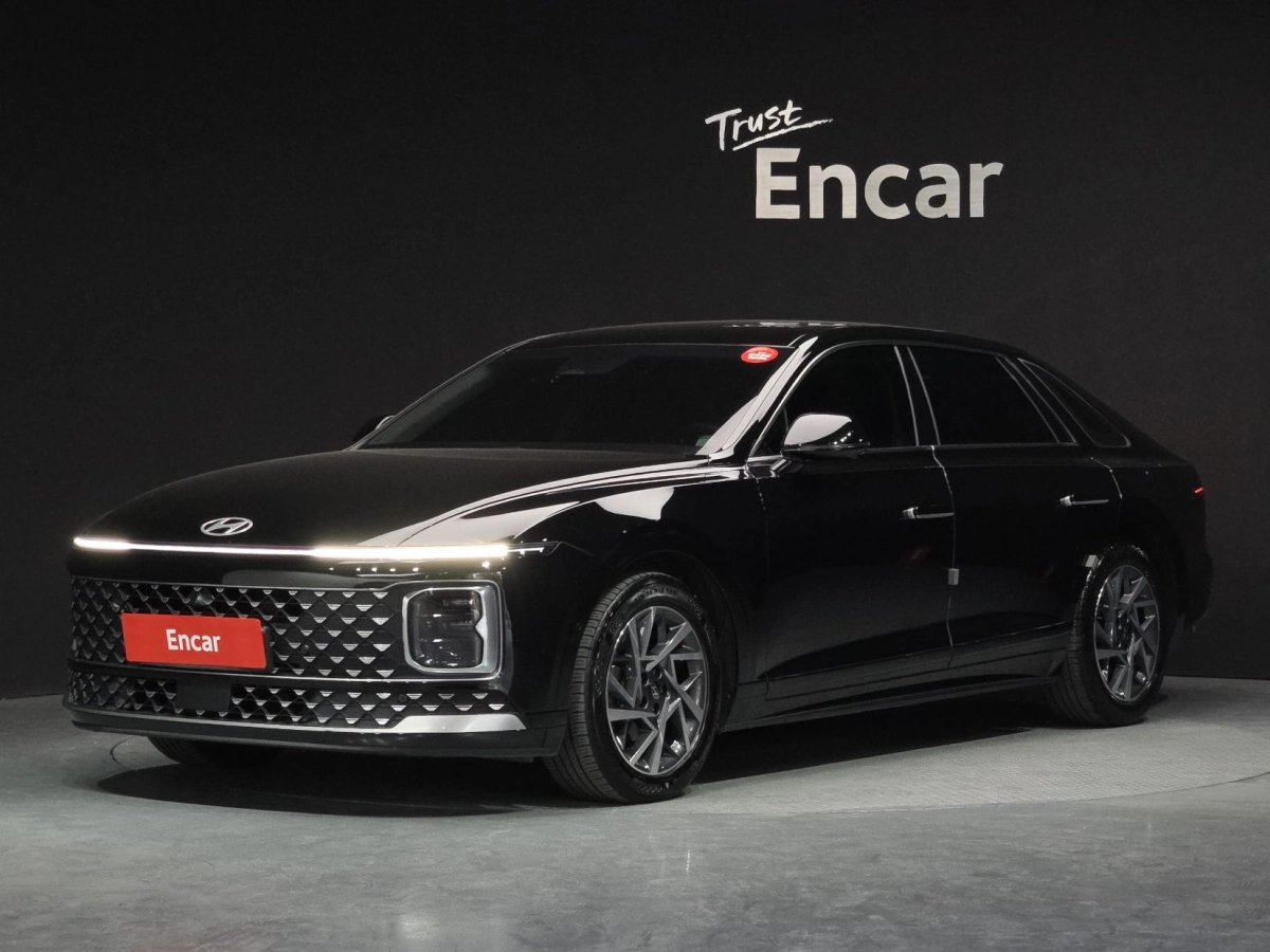 HYUNDAI GRANDEUR HYBRID GN7 2023