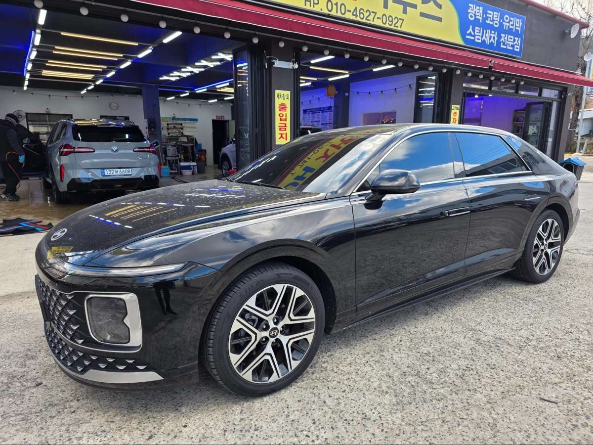 HYUNDAI GRANDEUR HYBRID GN7  2023