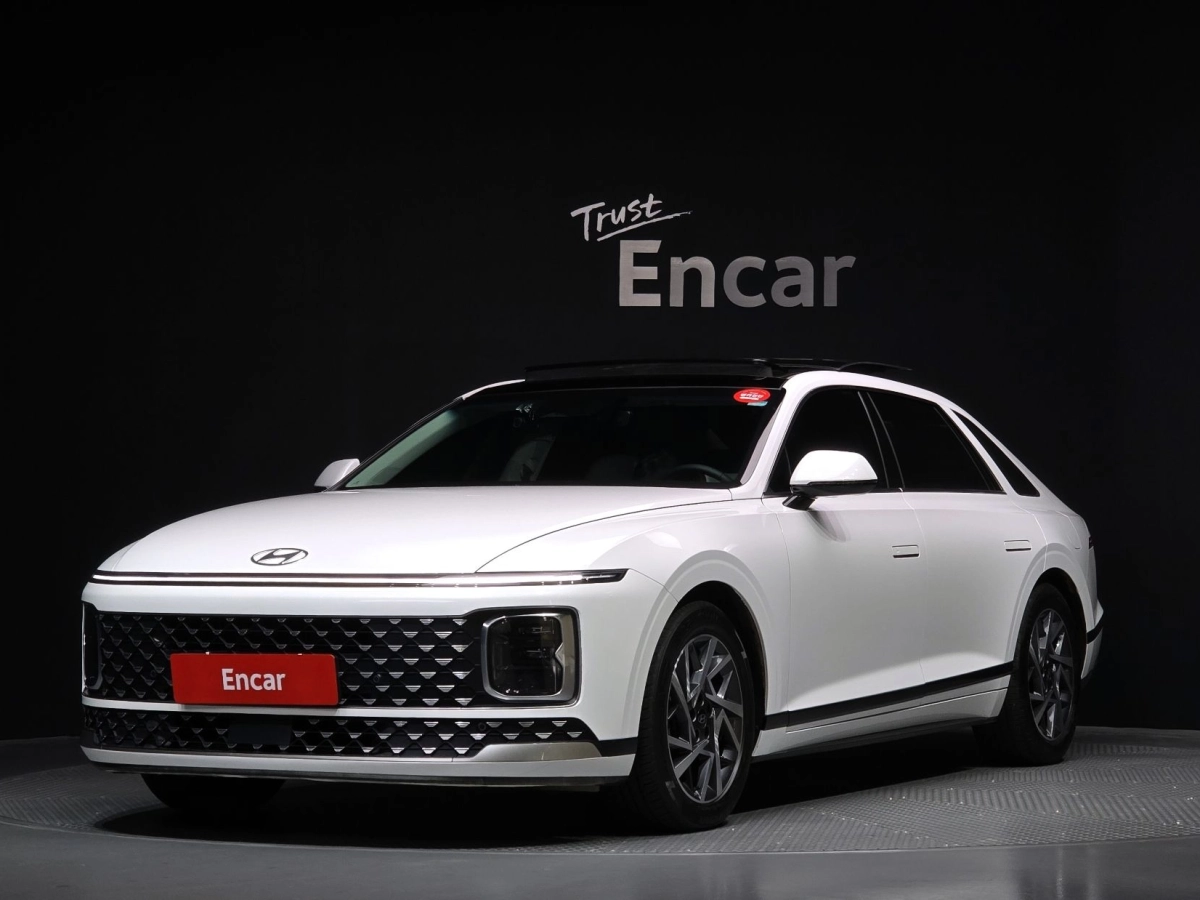 HYUNDAI GRANDEUR HYBRID GN7  2023