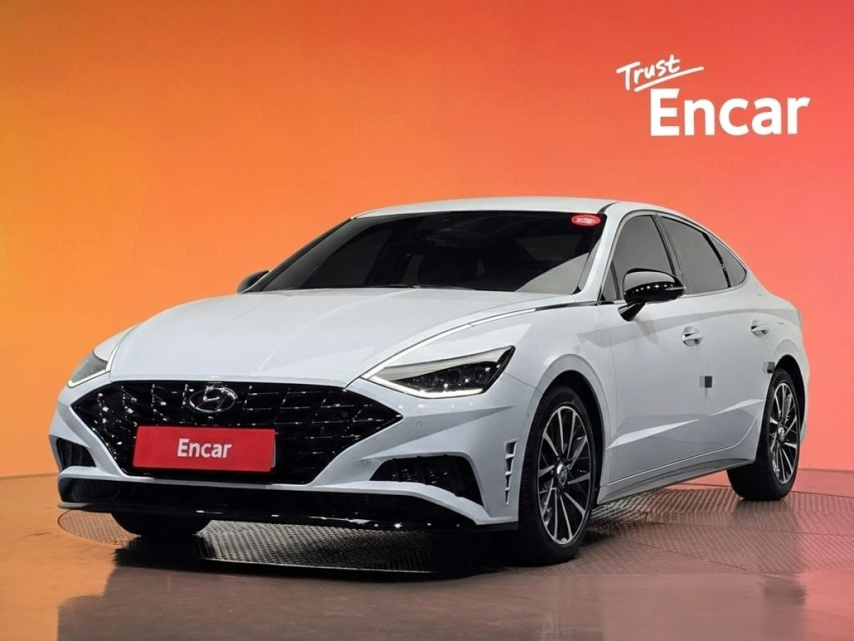 HYUNDAI SONATA DN8  2022