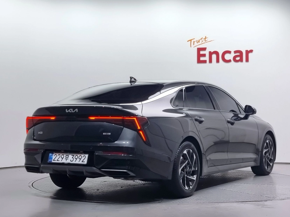 KIA K5 HYBRID