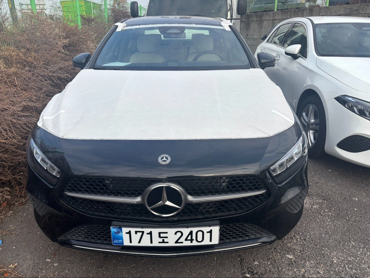 MERCEDES BENZ A-CLASS W177