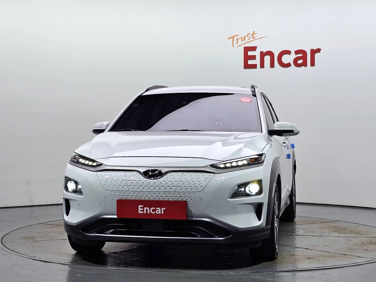HYUNDAI KONA ELECTRIC