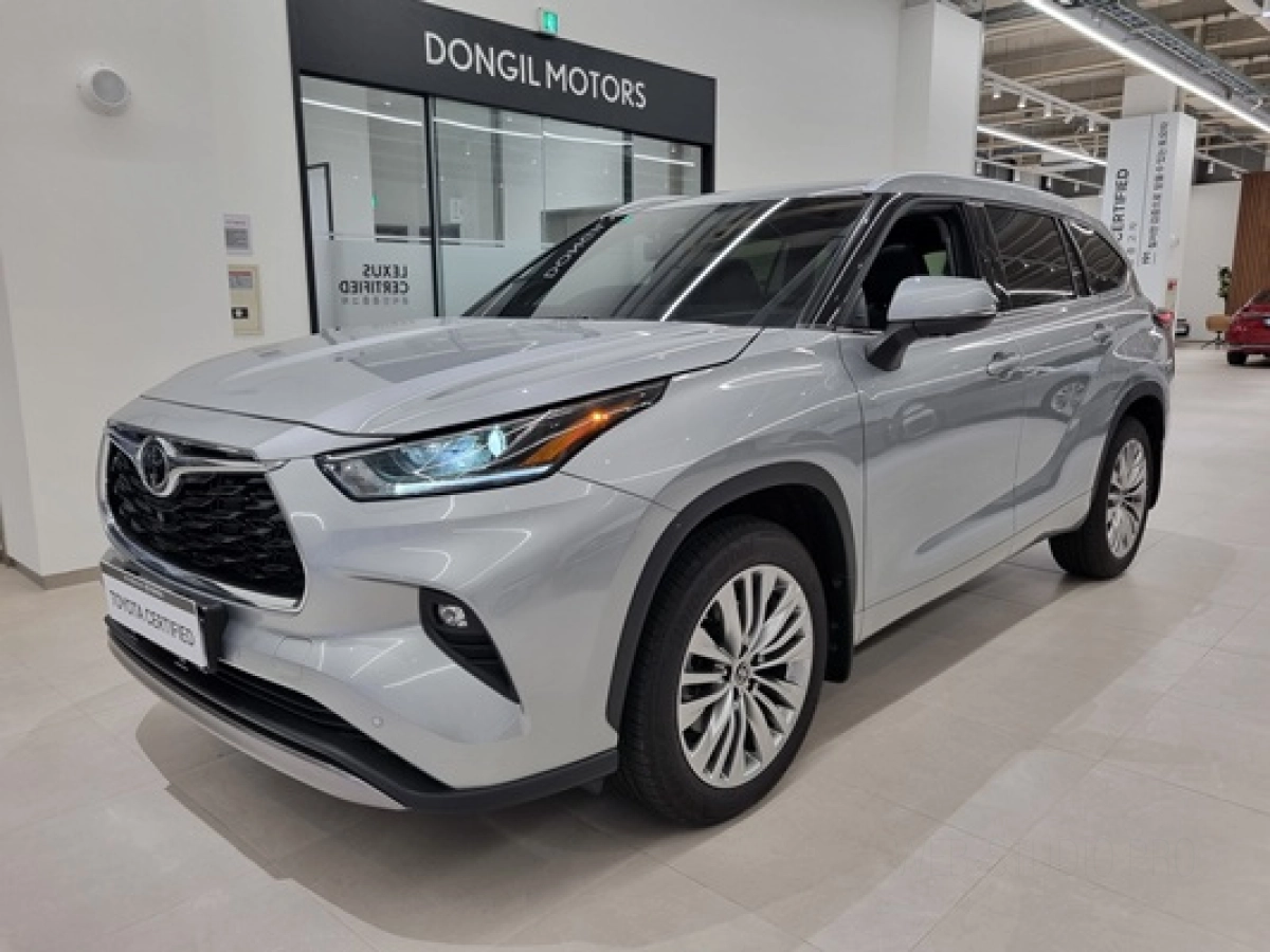 TOYOTA HIGHLANDER  2025