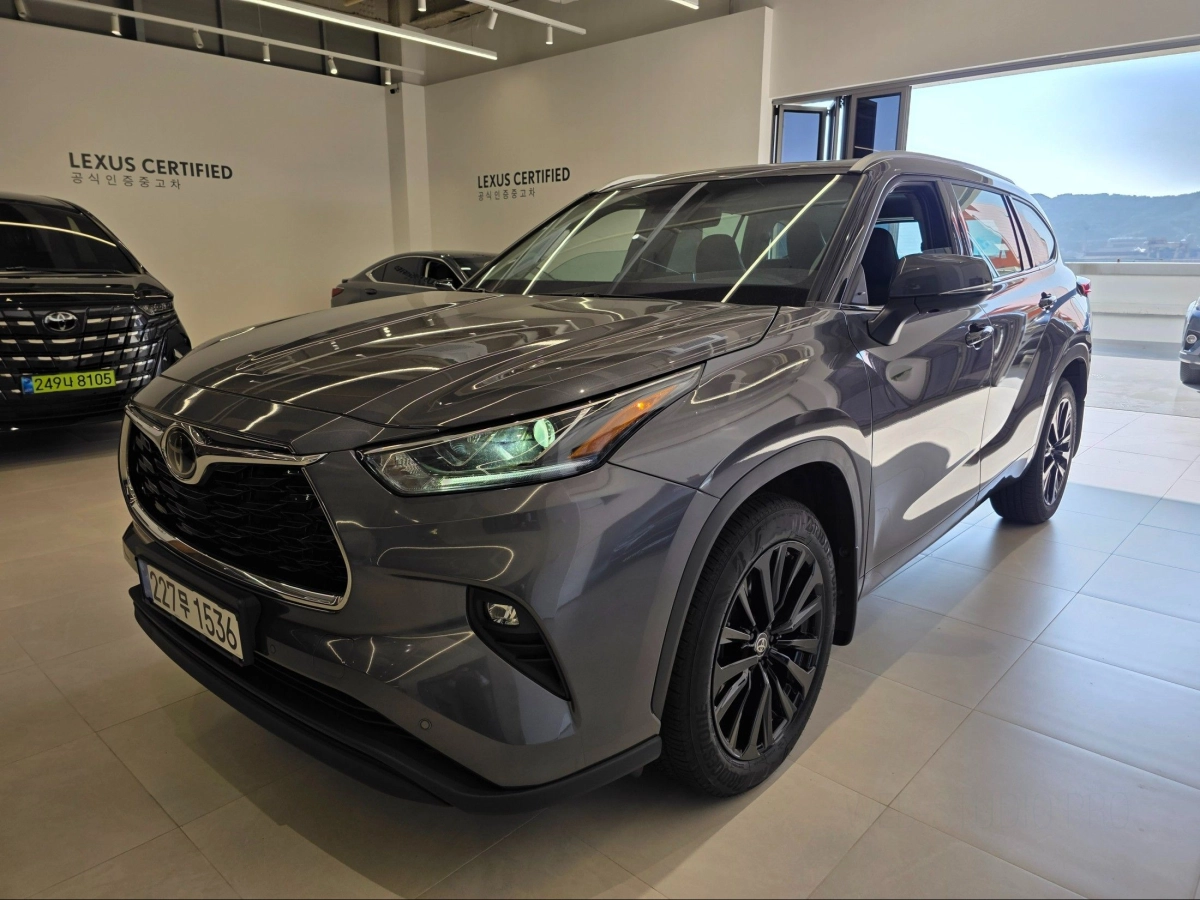 TOYOTA HIGHLANDER  2025