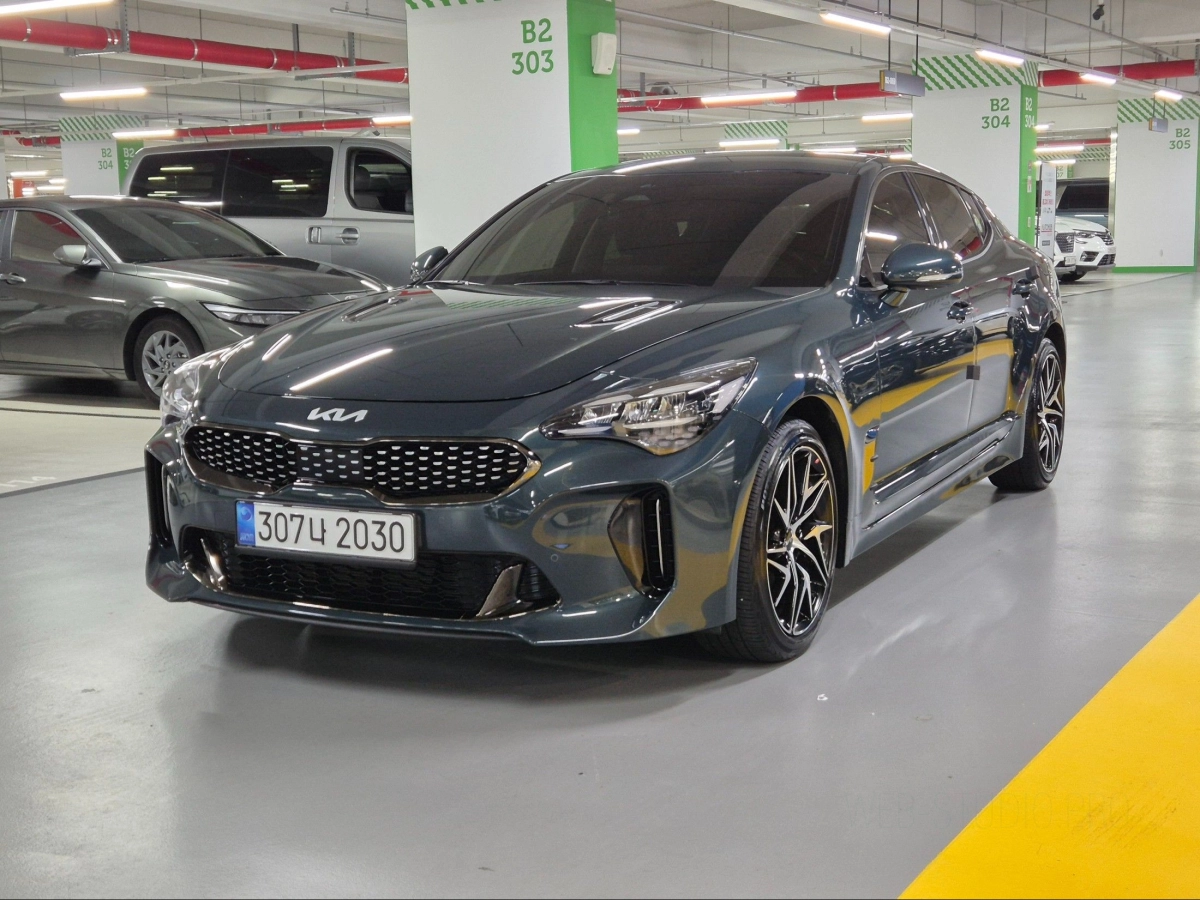 KIA STINGER MEISTER  2022
