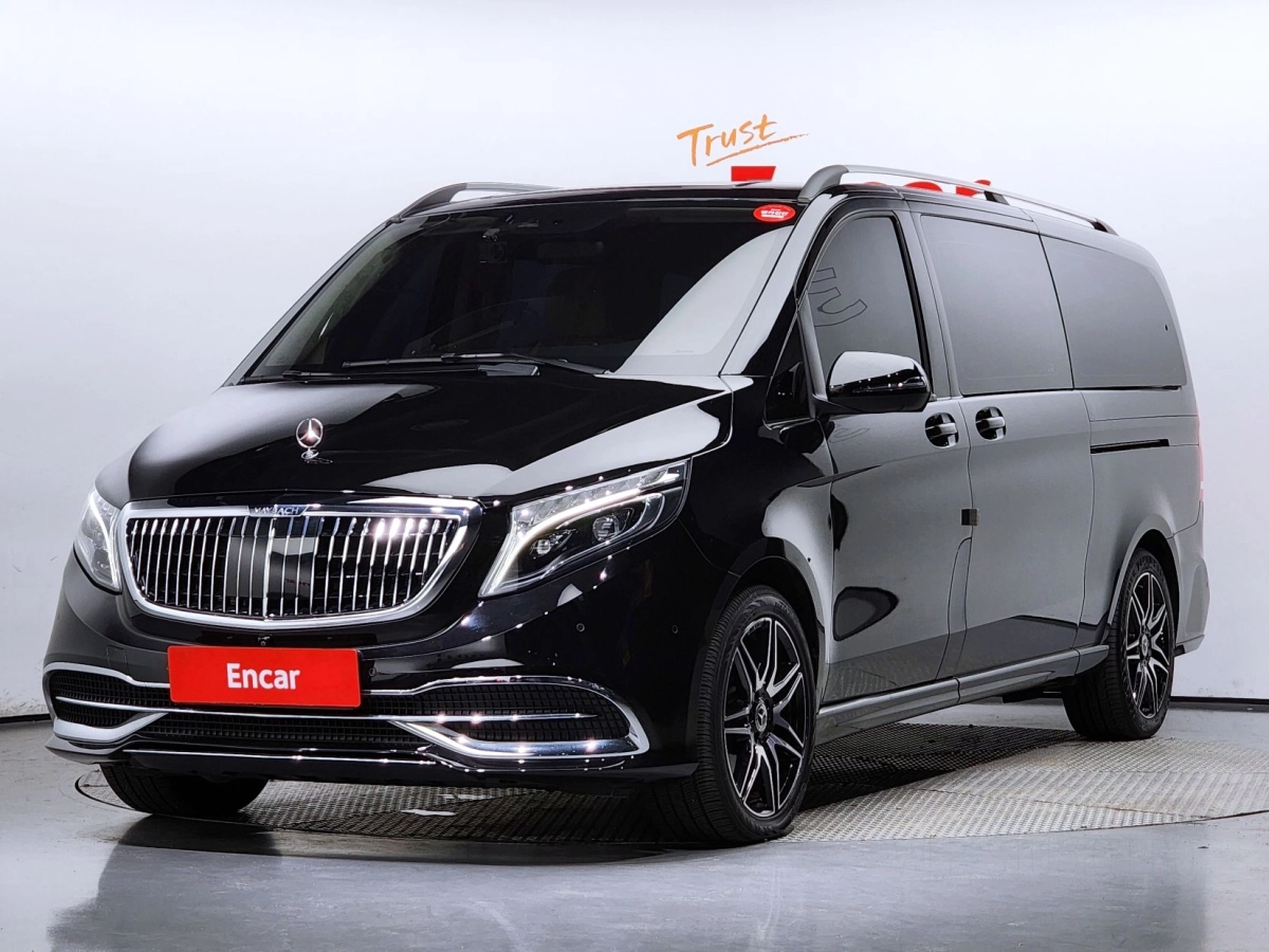 MERCEDES BENZ V-CLASS  2023