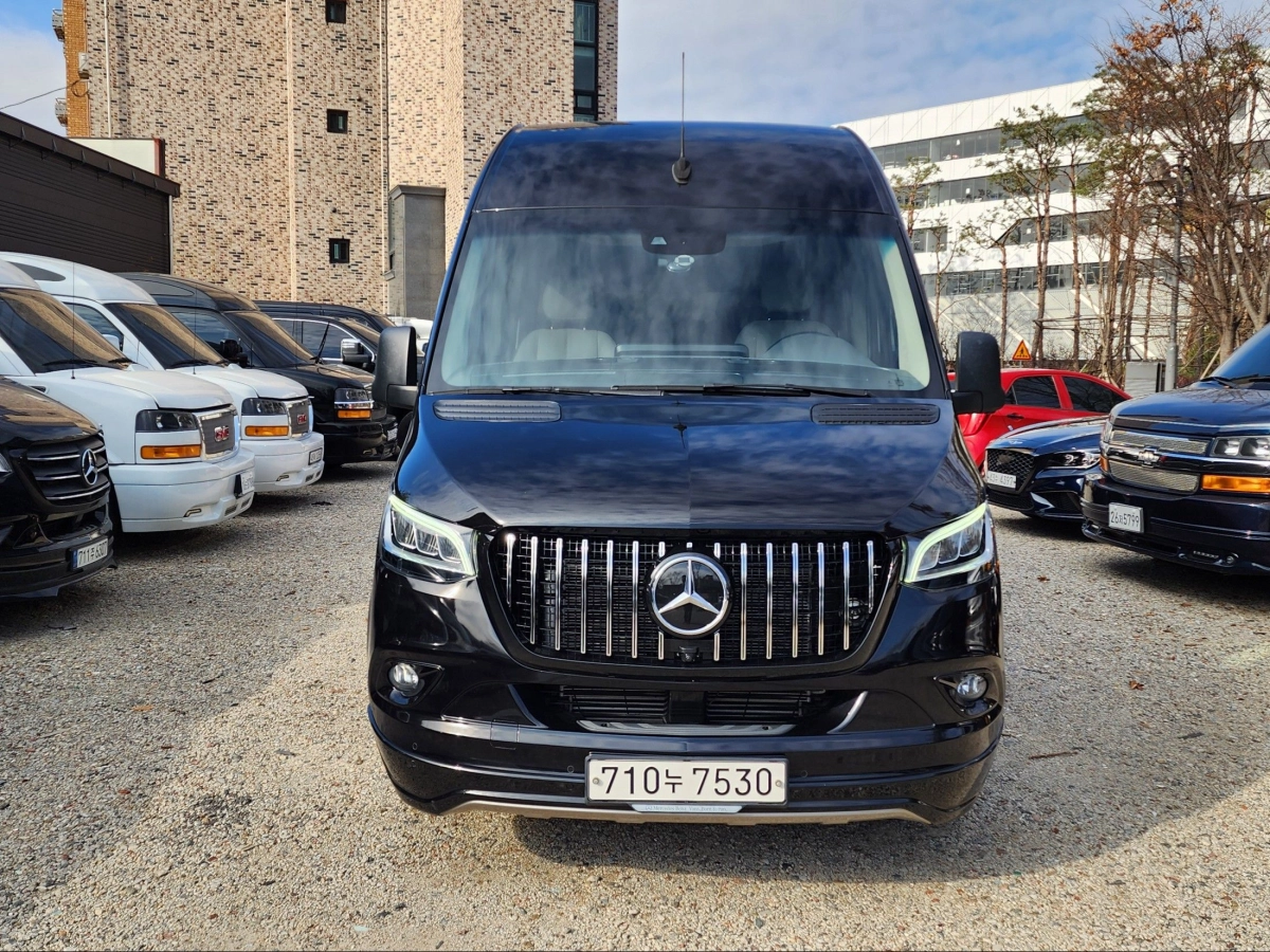 MERCEDES BENZ SPRINTER