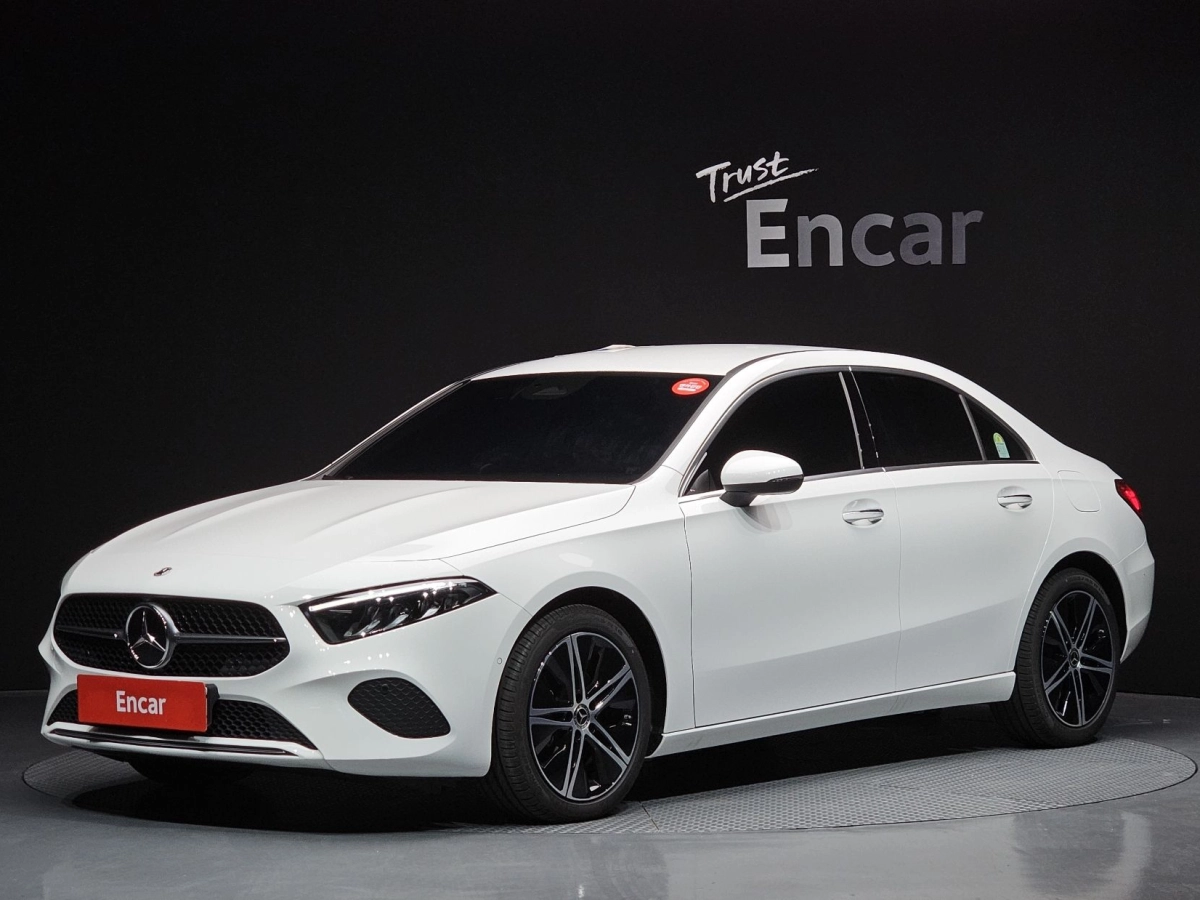 MERCEDES BENZ A-CLASS W177